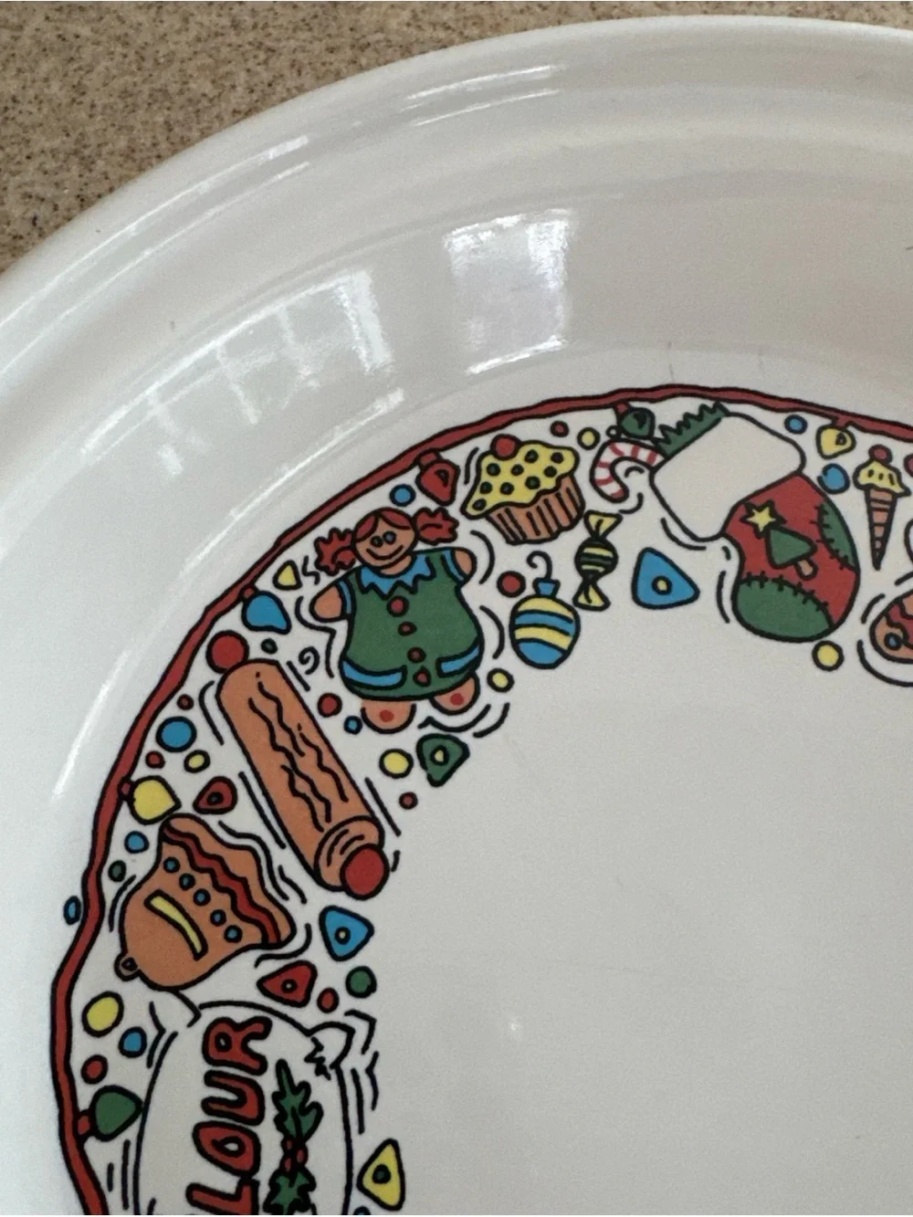 Fiesta Gingerbread Holiday Betty Crocker Deep Dish Pie Baker
